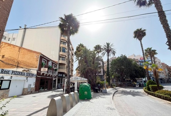 Herverkoop - Appartement / Flat -
Torrevieja