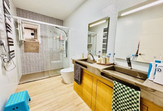 Resale - Apartment / Flat -
Pilar de la Horadada - Zona Pueblo