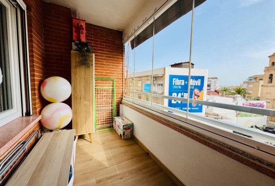 Resale - Apartment / Flat -
Pilar de la Horadada - Zona Pueblo