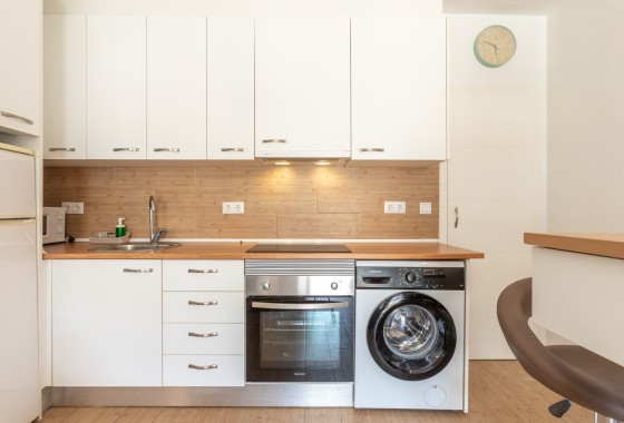 Wiederverkauf - Wohnung / Apartment -
Torrevieja