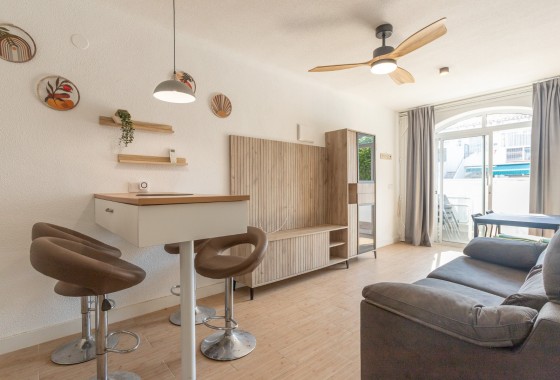 Wiederverkauf - Wohnung / Apartment -
Torrevieja