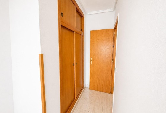 Sprzedaż - Apartament / Mieszkanie -
Torrevieja - Acequion