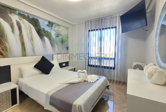 Sprzedaż - Apartament / Mieszkanie -
Torrevieja - La Mata
