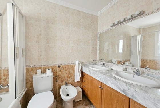 Revente - Appartement -
Orihuela Costa - Aguamarina