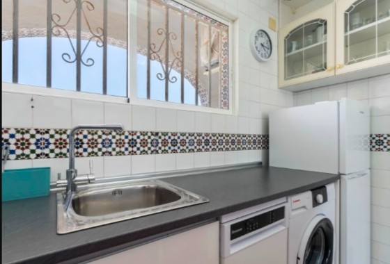 Revente - Appartement -
Torrevieja - Calas blanca