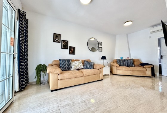 Wiederverkauf - Wohnung / Apartment -
Villamartín