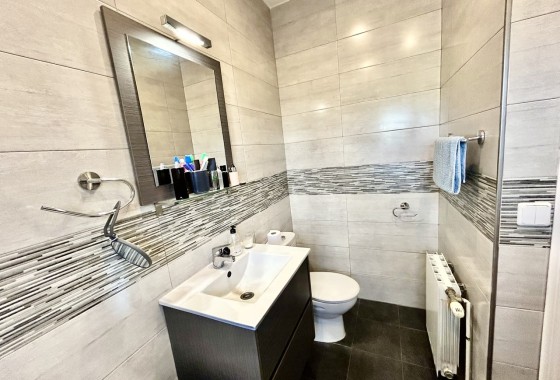 Wiederverkauf - Wohnung / Apartment -
Villamartín