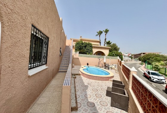 Wiederverkauf - Wohnung / Apartment -
Villamartín