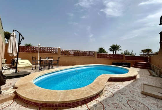 Wiederverkauf - Wohnung / Apartment -
Villamartín
