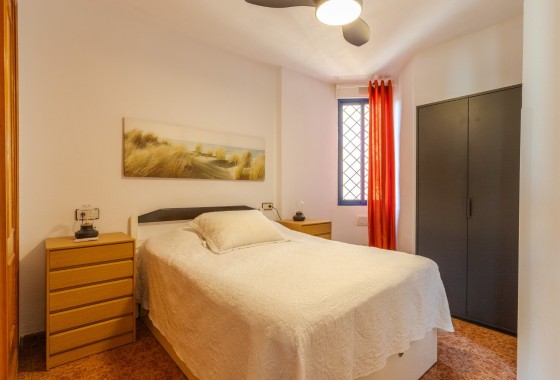 Wiederverkauf - Wohnung / Apartment -
Torrevieja