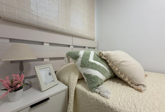 Wiederverkauf - Wohnung / Apartment -
Torrevieja - Punta Prima