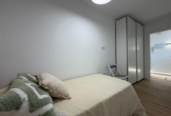 Wiederverkauf - Wohnung / Apartment -
Torrevieja - Punta Prima