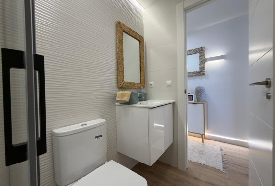 Wiederverkauf - Wohnung / Apartment -
Torrevieja - Punta Prima