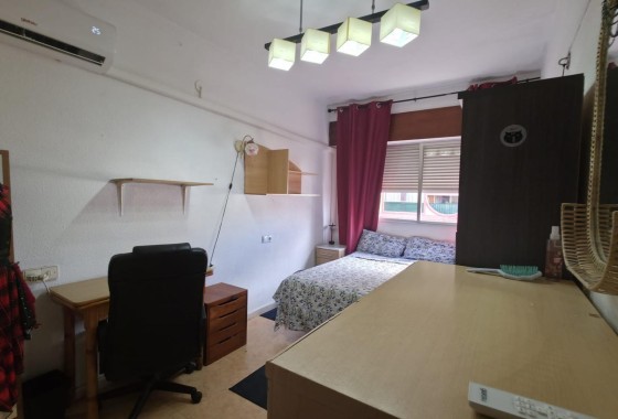 Wiederverkauf - Wohnung / Apartment -
Torrevieja - Playa del Cura