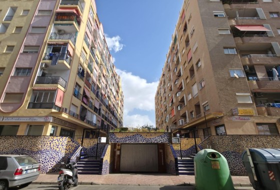 Wiederverkauf - Wohnung / Apartment -
Torrevieja - Playa del Cura