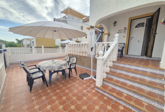 Resale - Semi Detached Villa -
Los Altos