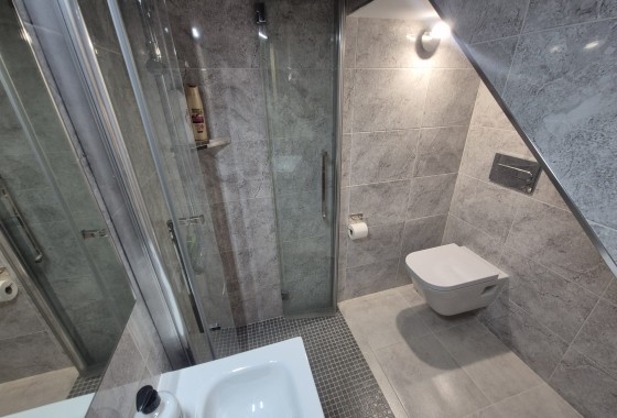 Resale - Semi Detached Villa -
Los Altos