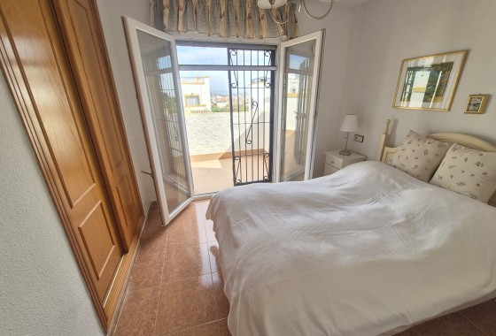 Resale - Semi Detached Villa -
Los Altos