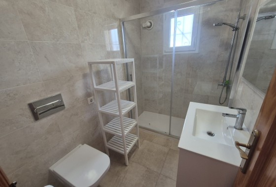 Resale - Semi Detached Villa -
Los Altos
