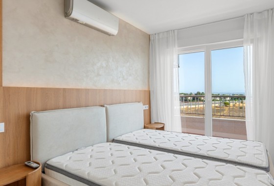 Wiederverkauf - Wohnung / Apartment -
Orihuela Costa - Punta Prima