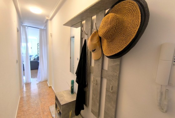 Herverkoop - Appartement / Flat -
Algorfa