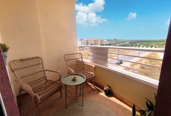 Herverkoop - Appartement / Flat -
Algorfa