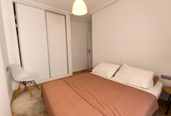 Herverkoop - Appartement / Flat -
Algorfa