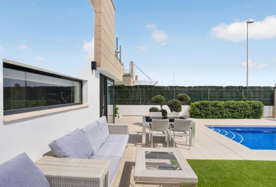 Herverkoop - Vrijstaande Villa -
Guardamar del Segura - El Raso