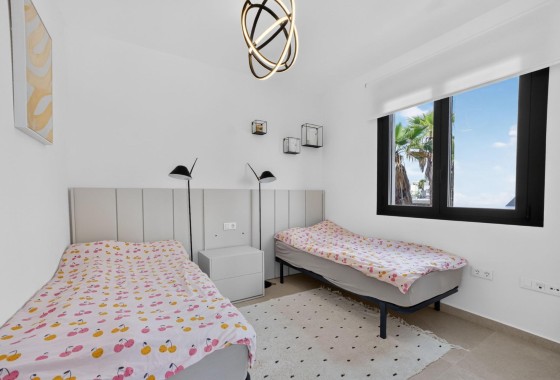 Herverkoop - Vrijstaande Villa -
Guardamar del Segura - El Raso