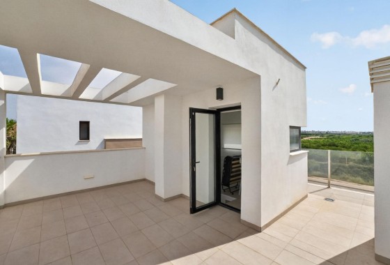 Herverkoop - Vrijstaande Villa -
Guardamar del Segura - El Raso