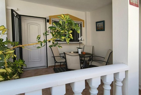 Herverkoop - Rijhuis -
Orihuela - Urbanización Perla del Mar