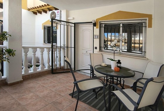 Herverkoop - Rijhuis -
Orihuela - Urbanización Perla del Mar