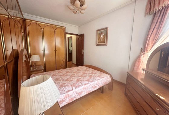 Sprzedaż - Apartament / Mieszkanie -
Torrevieja