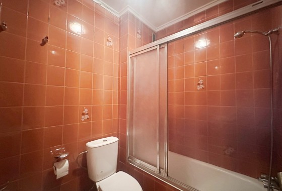 Sprzedaż - Apartament / Mieszkanie -
Torrevieja