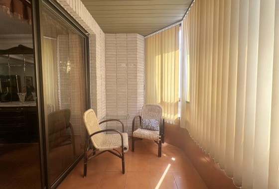 Sprzedaż - Apartament / Mieszkanie -
Torrevieja