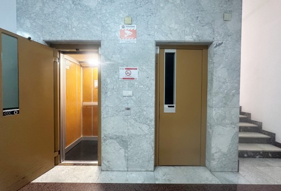Sprzedaż - Apartament / Mieszkanie -
Torrevieja