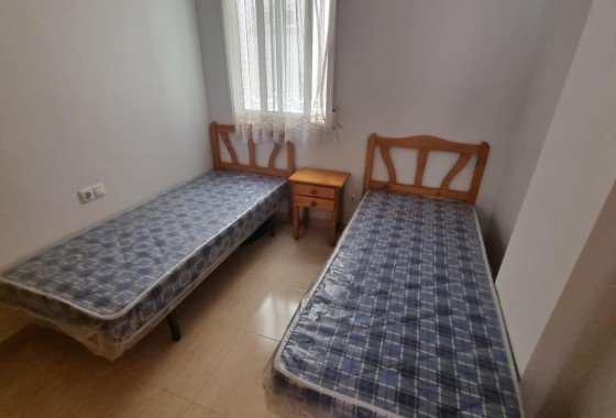 Sprzedaż - Apartament / Mieszkanie -
Torrevieja