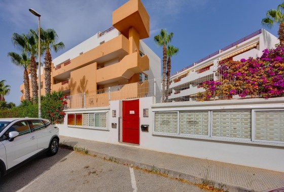 Herverkoop - Appartement / Flat -
Orihuela Costa - Playa Flamenca
