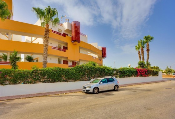 Herverkoop - Appartement / Flat -
Orihuela Costa - Playa Flamenca