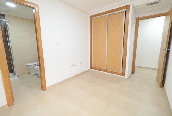 Herverkoop - Appartement / Flat -
Torrevieja - Acequion