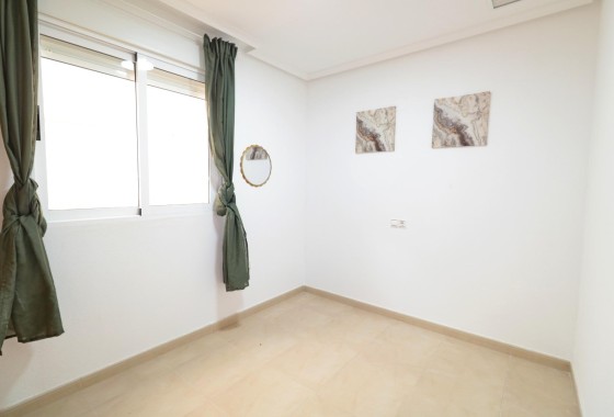 Herverkoop - Appartement / Flat -
Torrevieja - Acequion