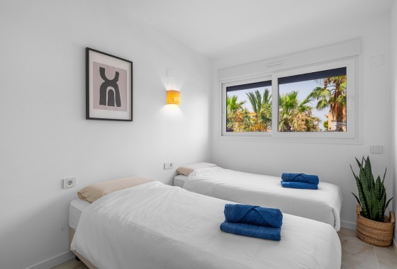 Herverkoop - Appartement / Flat -
Orihuela Costa - Punta Prima
