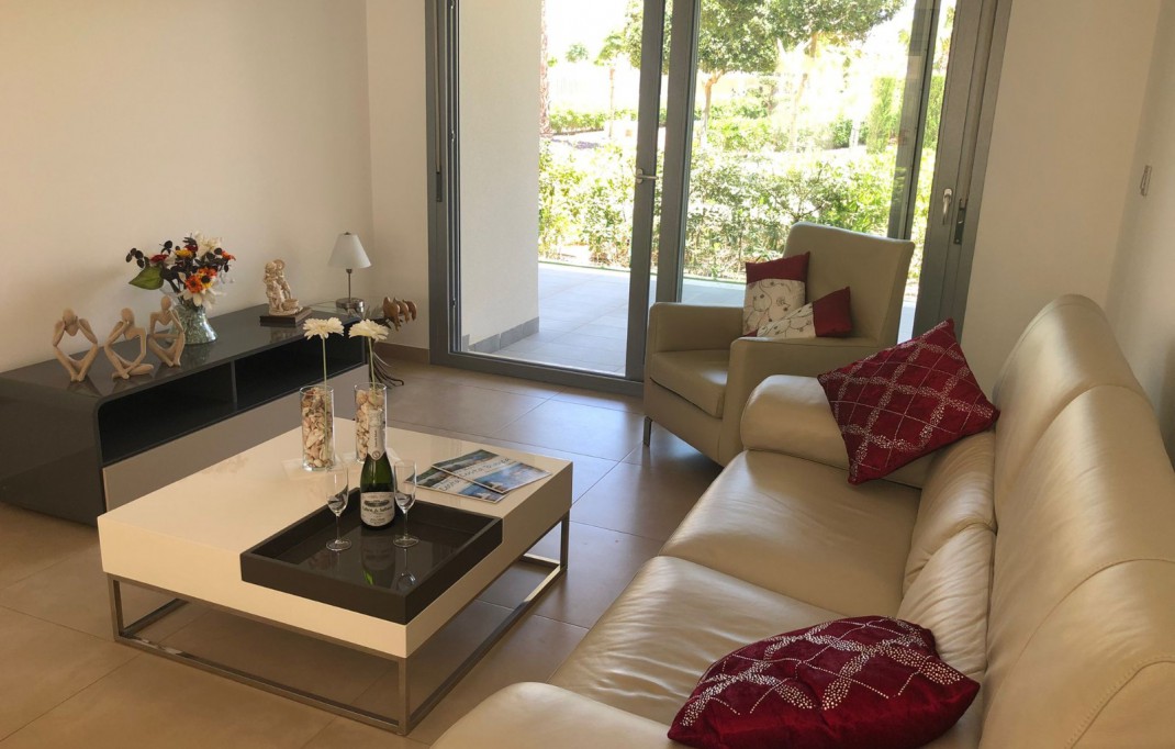 Sale - Apartment / flat -
Orihuela - Vistabella Golf
