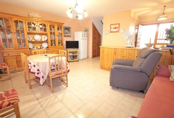 Herverkoop - Rijhuis -
Torrevieja - Playa de los Naufragos