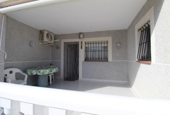 Herverkoop - Rijhuis -
Torrevieja - Los Balcones