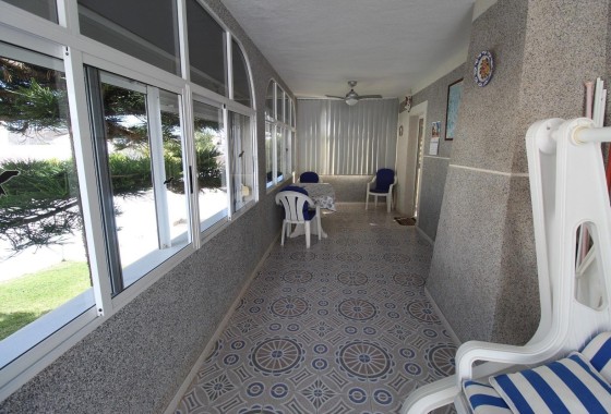 Herverkoop - Rijhuis -
Torrevieja - Los Balcones