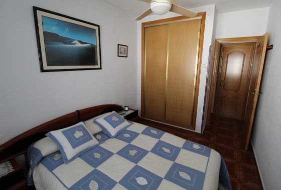 Herverkoop - Rijhuis -
Torrevieja - Los Balcones