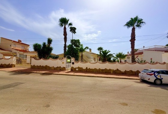 Herverkoop - Vrijstaande Villa -
Ciudad Quesada - Rojales - Ciudad Quesada