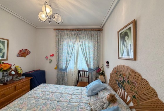 Wiederverkauf - Wohnung / Apartment -
Torrevieja - Torreblanca