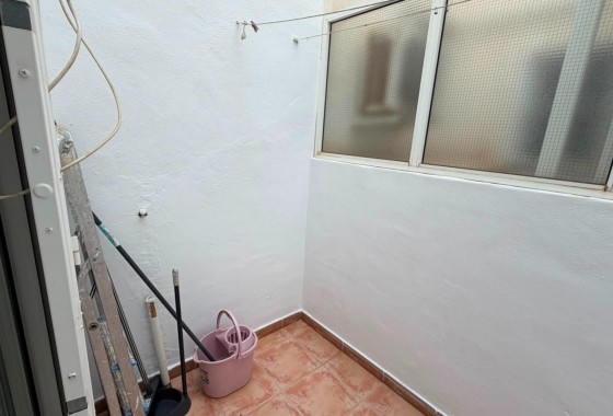 Wiederverkauf - Wohnung / Apartment -
Torrevieja